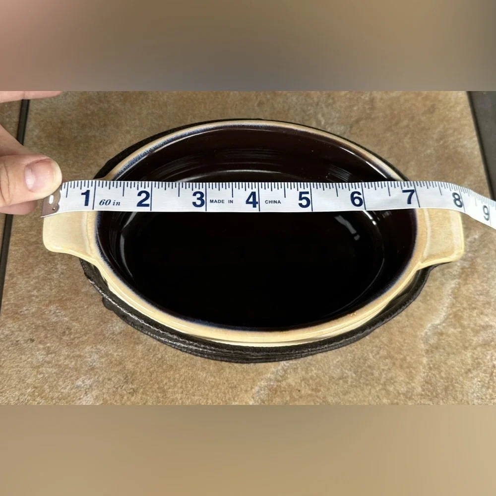 Tastefully Simple Oval Baking Dish‎ with Metal Holder, Dips Sides